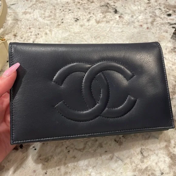 Vintage Navy blue wallet ✨ - Picture 1 of 8